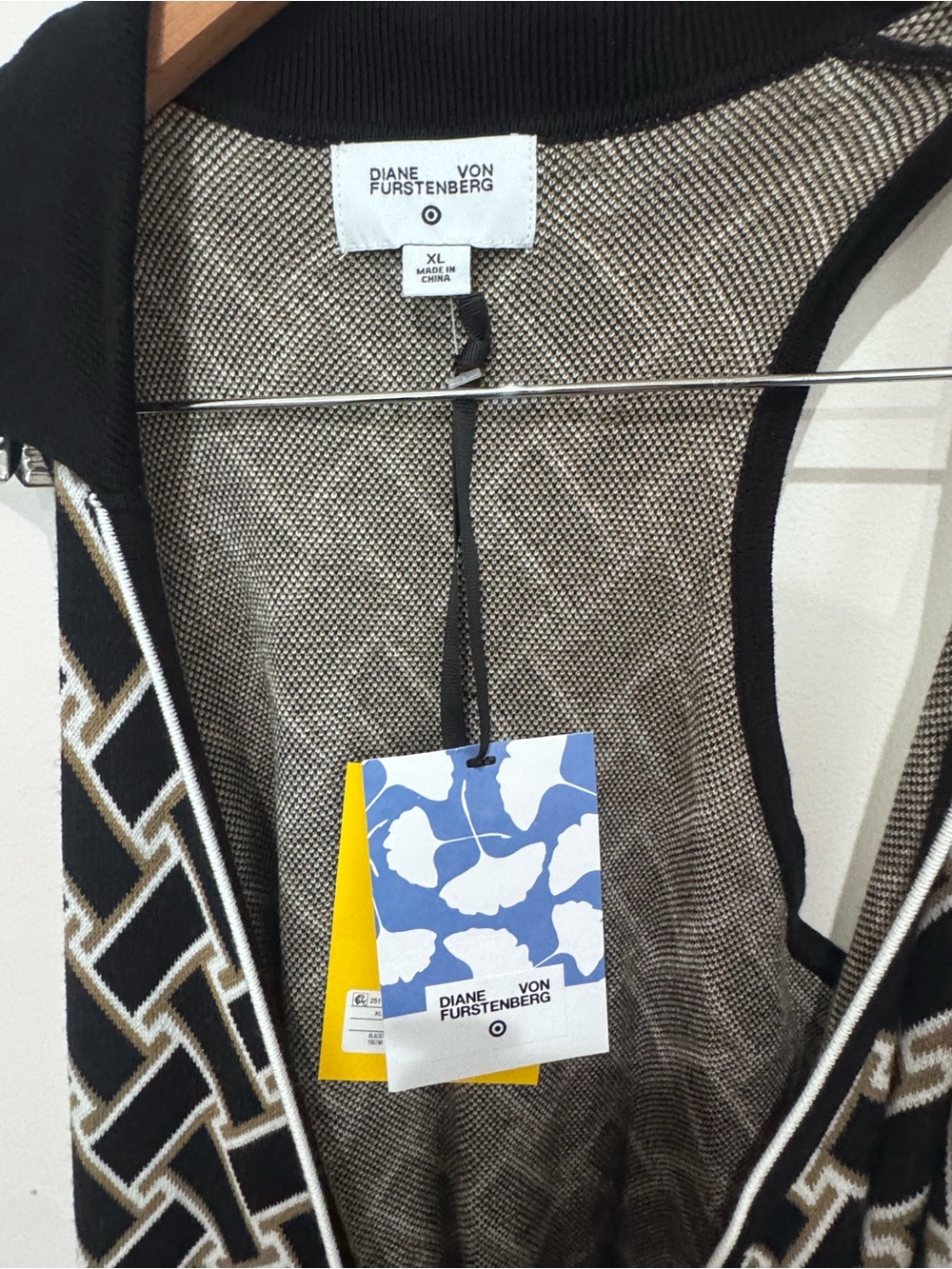 Diane Von Furstenberg x Target Black and White Geometric Wrap Midi Dress - Picture 6 of 10